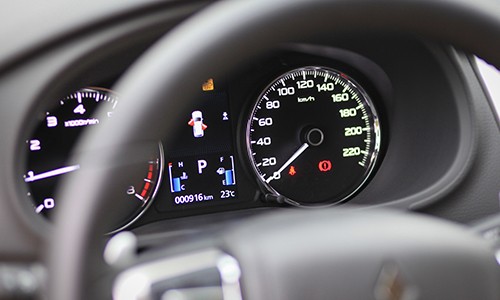 chi-tiet-noi-that-pajero-sport-the-he-moi-2