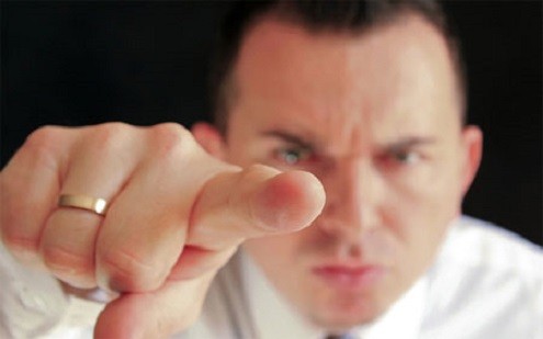 8-kieu-dong-nghiep-bi-ghet-nhat-tai-cong-so-1