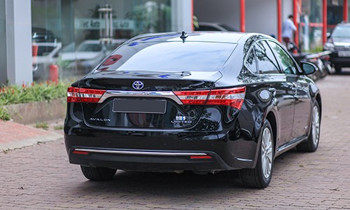 toyota-avalon-da-qua-su-dung-gia-gan-1-8-ty-dong-tai-ha-noi-page-2-3
