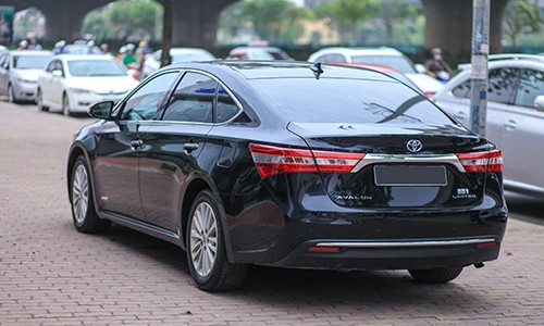 toyota-avalon-da-qua-su-dung-gia-gan-1-8-ty-dong-tai-ha-noi-page-2-2