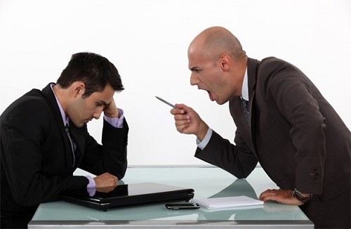 8-kieu-dong-nghiep-bi-ghet-nhat-tai-cong-so-5