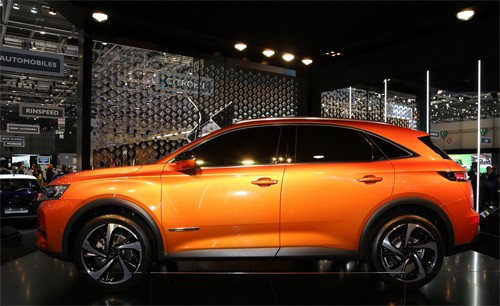 ds-7-crossback-2018-2