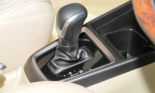 chi-tiet-suzuki-dzire-2017-7