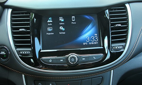 chi-tiet-chevrolet-trax-tai-ha-noi-8