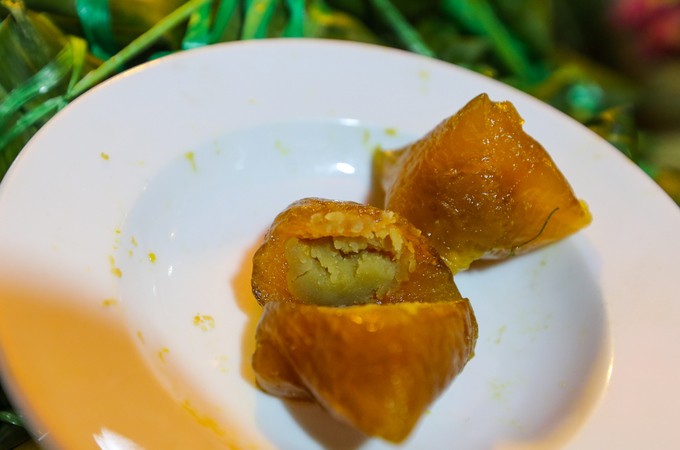 Người Sài Gòn tấp nập sắm đồ cúng Tết Đoan Ngọ ảnh 3