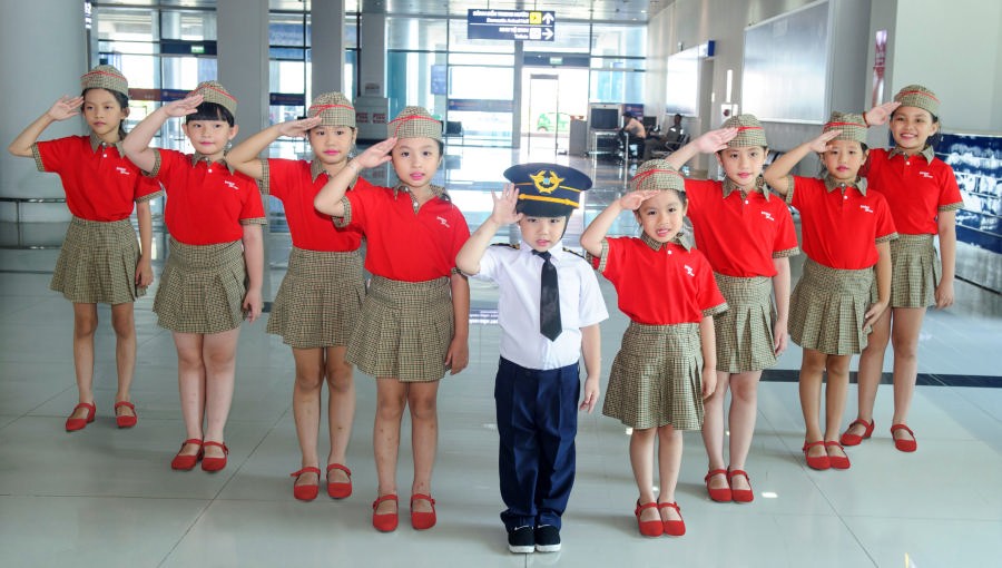 Phi công, tiếp viên “nhí” tưng bừng vui 1/6 cùng Vietjet ảnh 8