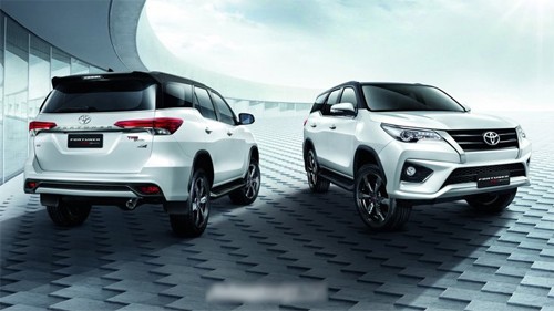 toyota-fortuner-ban-nang-cap-o-thai-lan-1