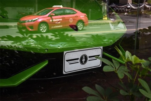 duong-day-trom-sieu-xe-o-anh-chuyen-sang-thai-lan-1