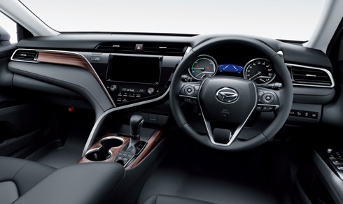 daihatsu-altis-ban-sao-sedan-hang-sang-camry-o-nhat-ban-1