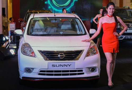 nissan-sunny-nang-cap-gia-518-trieu-cho-khach-viet-page-2-2