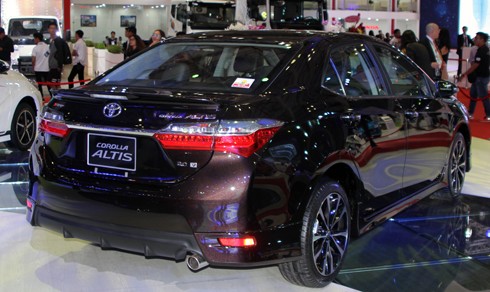 altis-sport-toyota-lam-moi-sedan-1