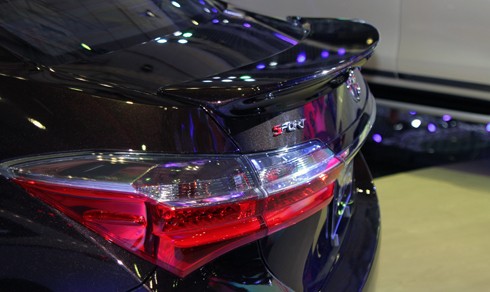 altis-sport-toyota-lam-moi-sedan-2