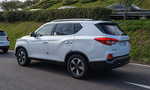 chi-tiet-ssangyong-rexton-2017-tai-han-quoc-4