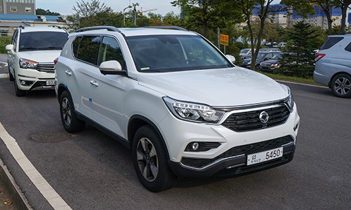 chi-tiet-ssangyong-rexton-2017-tai-han-quoc