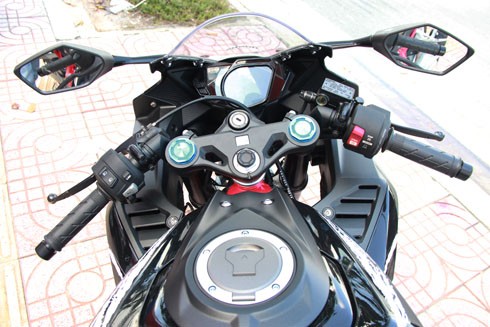 honda-cbr250rr-ban-dac-biet-dau-tien-ve-viet-nam-4