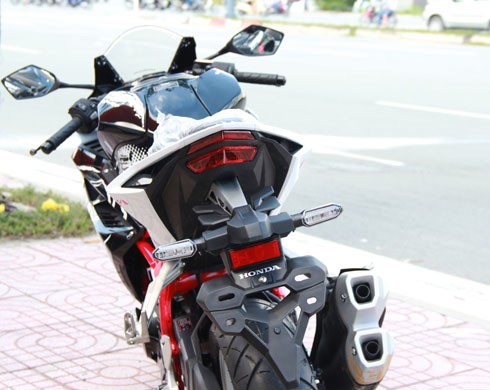honda-cbr250rr-ban-dac-biet-dau-tien-ve-viet-nam-8