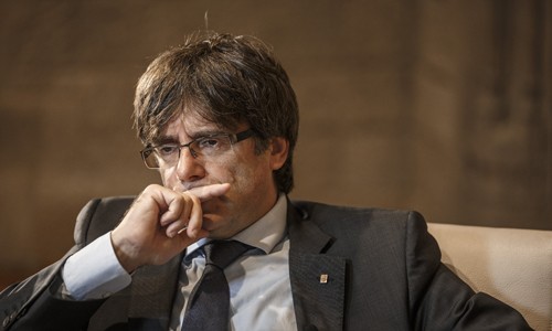 Thủ hiếnPuigdemont