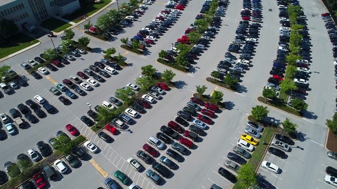 Bãi đỗ ôtô nghìn chỗ của những tài xế 'kỷ luật thép' ảnh 8