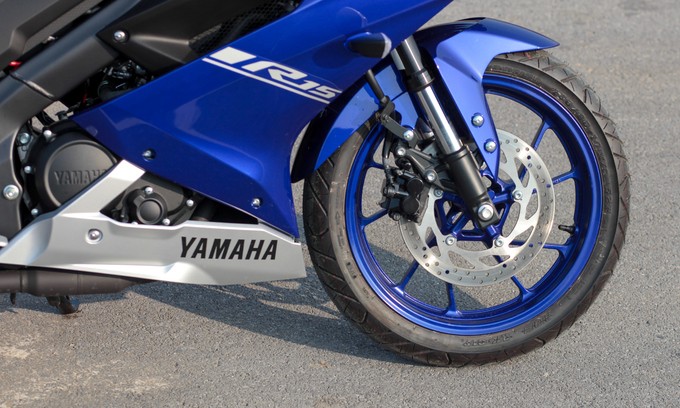 Yamaha R15 - sportbike cho người Việt mới chơi môtô ảnh 6