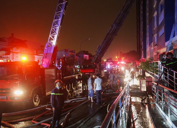 TP.HCM: Cháy chung cư cao cấp Carina Plaza, 13 người tử vong ảnh 7