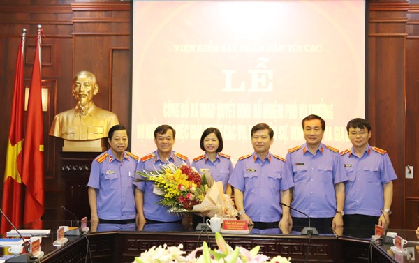 Công bố quyết định nhân sự Viện kiểm sát nhân dân tối cao ảnh 1