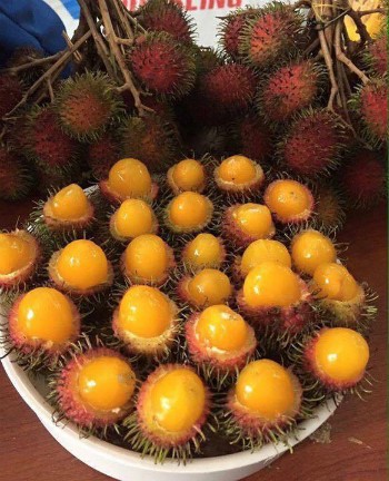 Loại này vị ngọt ngọt, chua chua.