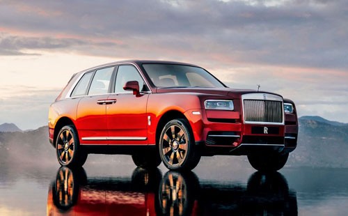 Rolls-Royce Cullinan, SUV siêu sang ra mắt hồi tháng 5/2018. Ảnh: Motor1.