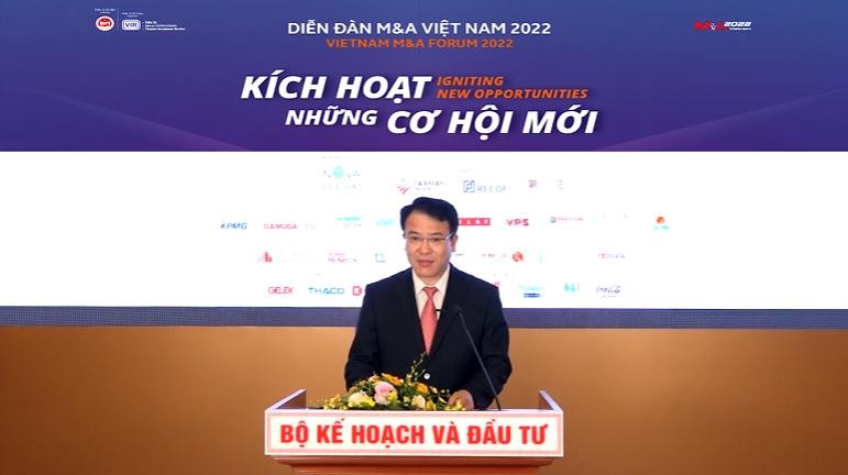 Thứ trưởng Bộ Kế hoạch và Đầu tư Trần Quốc Phương phát biểu chào mừng Diễn đàn. Ảnh: Lê Toàn