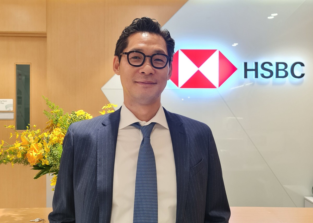 Ông Joonsuk Park, Giám đốc Khối Kinh doanh Quốc tế, Khối Dịch vụ Ngân hàng Doanh nghiệp, HSBC Việt Nam.