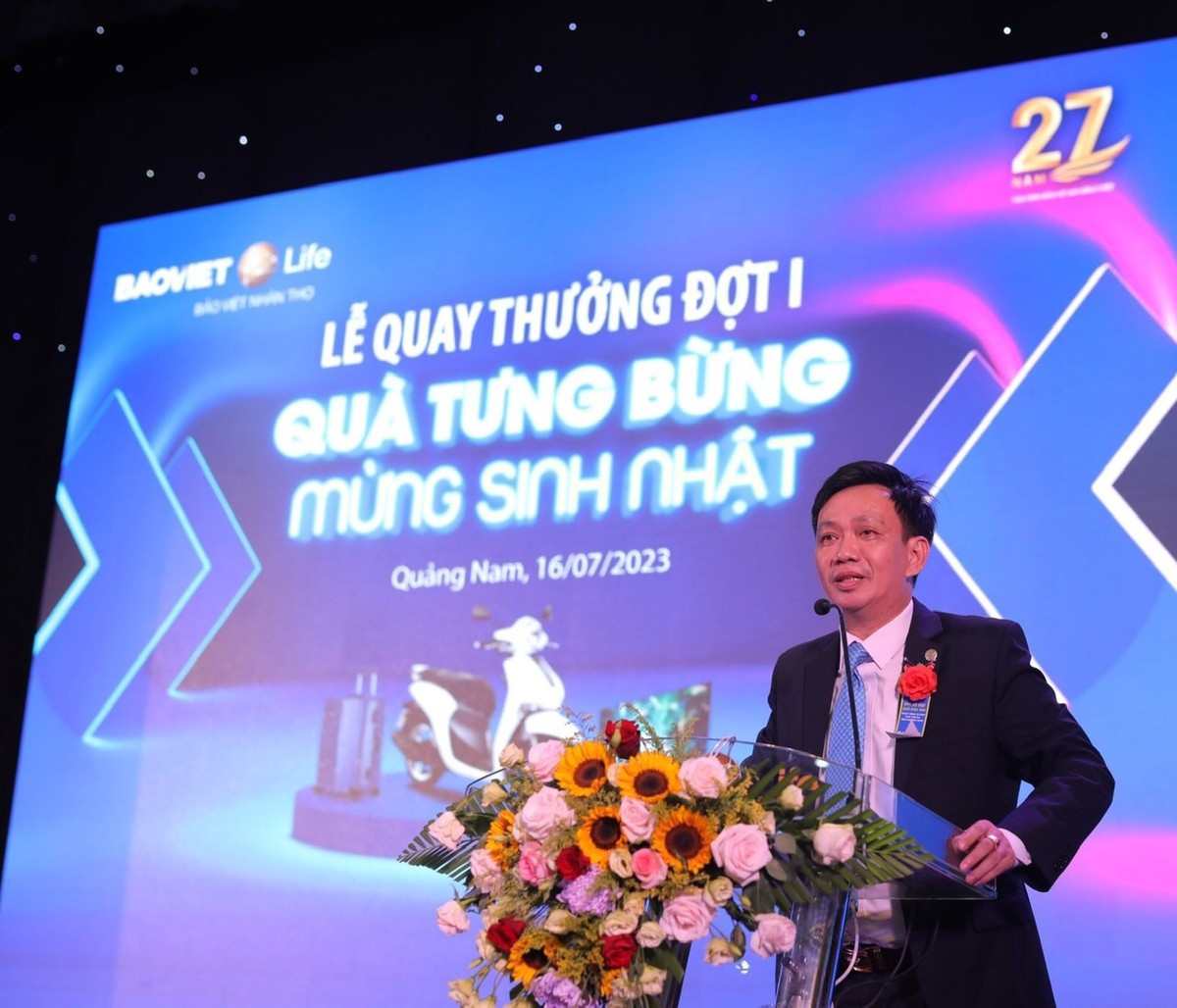 Chủ nhân của 616 giải thưởng giá trị đã được xác định trong lễ quay thưởng đợt 1 chương trình khuyến mại “Quà tưng bừng – Mừng sinh nhật” của Bảo Việt Nhân thọ