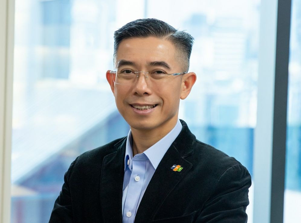 Ông Hoàng Việt Anh