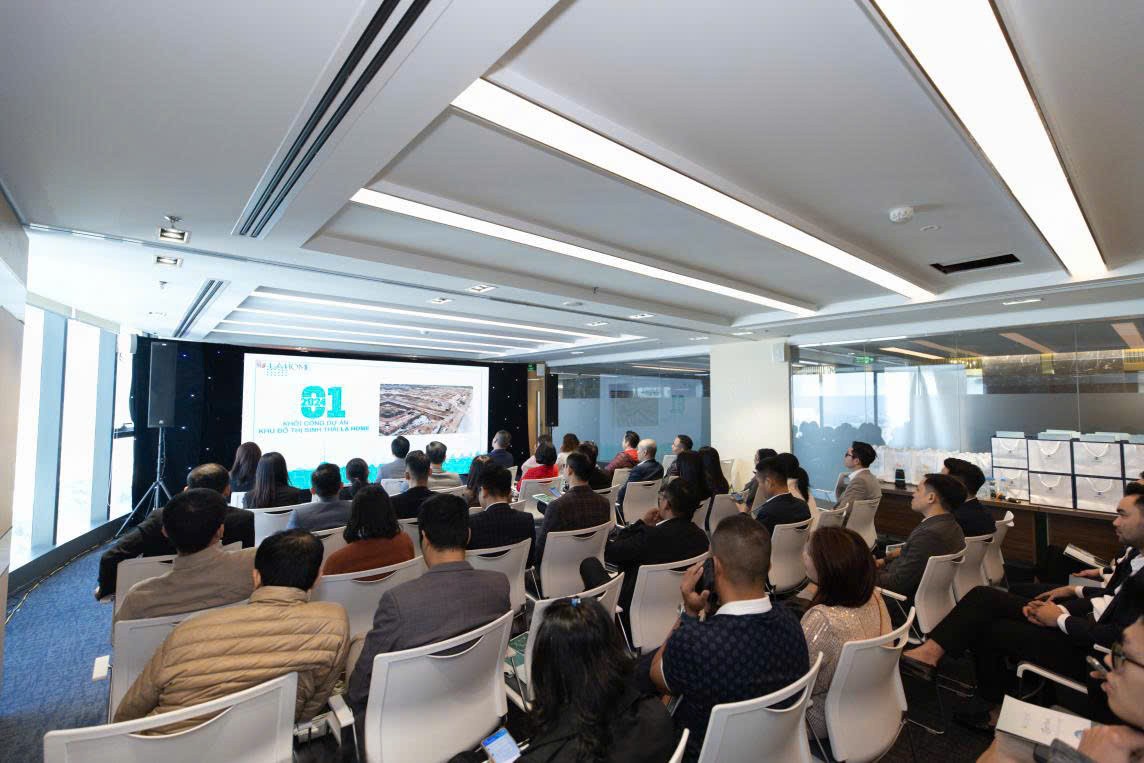 Nhiều lãnh đạo sàn giao dịch miền Bắc tham dự Tọa đàm “Giải mã sức bật khu Tây TP.HCM”