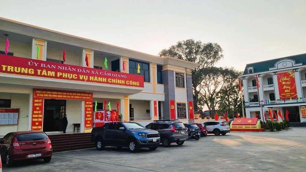 Điểm bầu cử tại xã Cẩm Giang. Ảnh: Quỳnh Nga