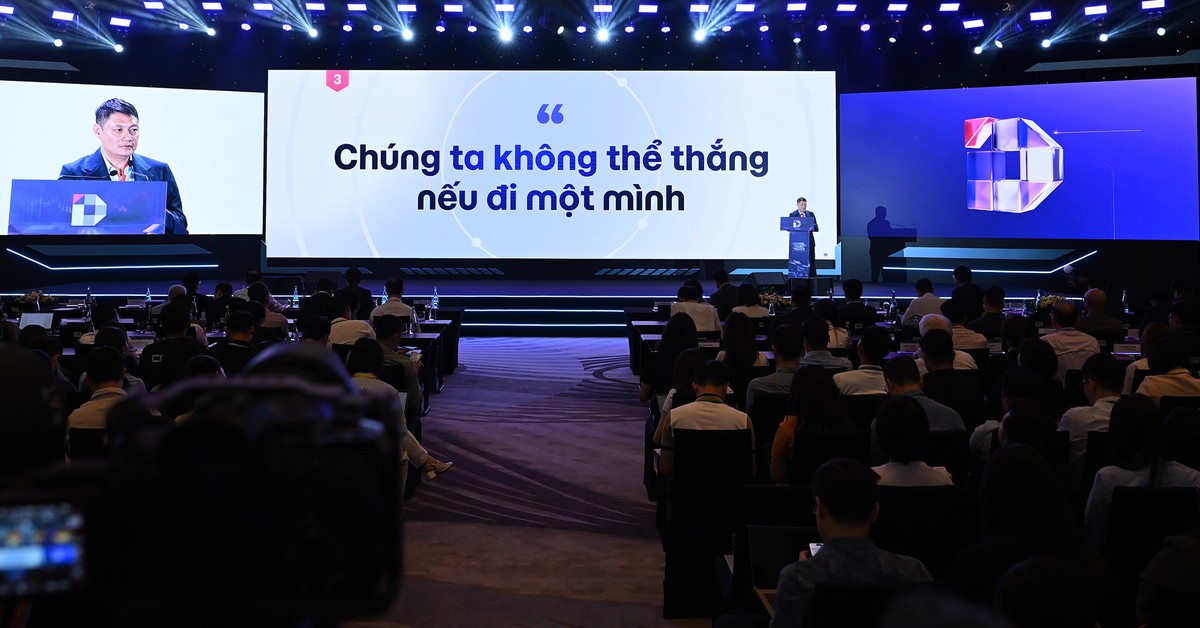 Ông Nguyễn Mạnh Tường, đồng sáng lập, đồng Chủ tịch HĐQT kiêm Tổng giám đốc Tập đoàn Công nghệ Tài chính MoMo chia sẻ tại Diễn đàn.