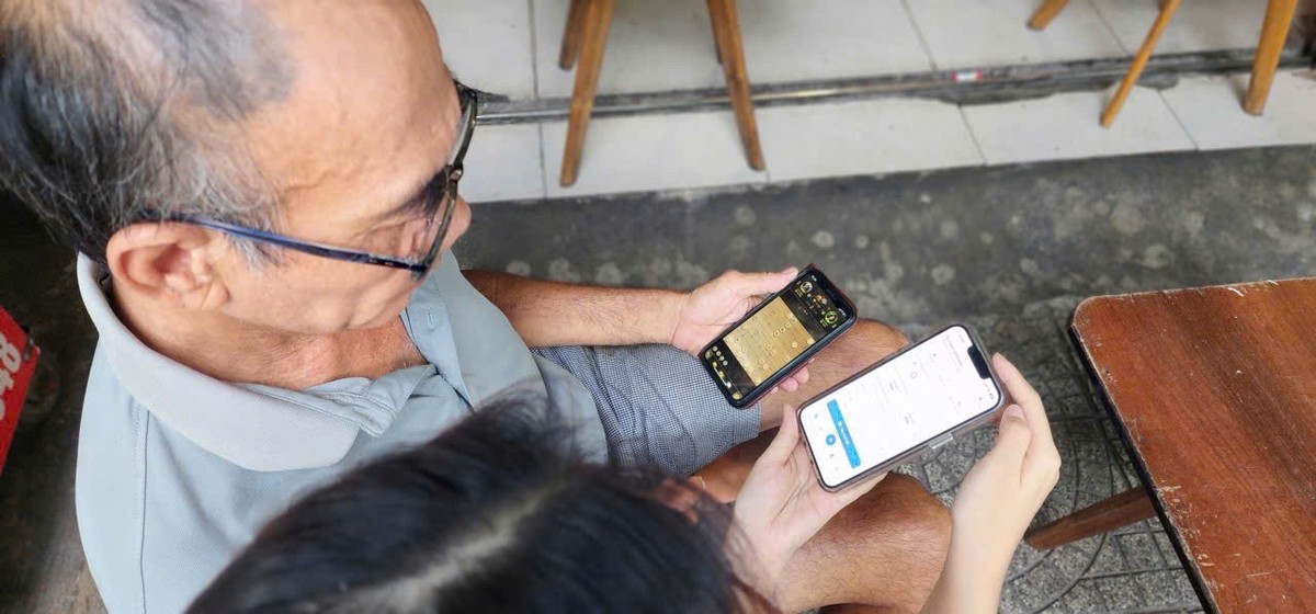 Tiểu thương Đà Nẵng nghe giới thiệu về nền tảng FizaHUB