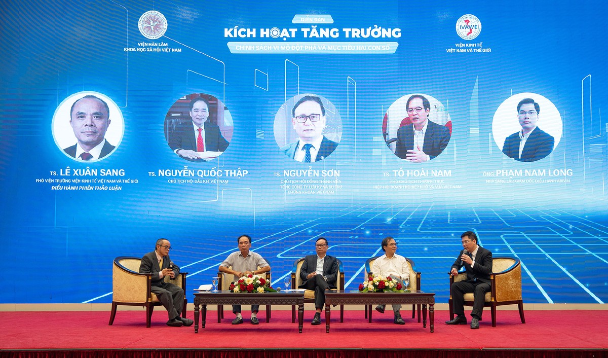 Phiên thảo luận của Diễn đàn