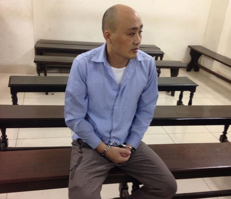 Hành khách Trung Quốc trộm tiền trên máy bay lĩnh án 2 năm tù ảnh 1