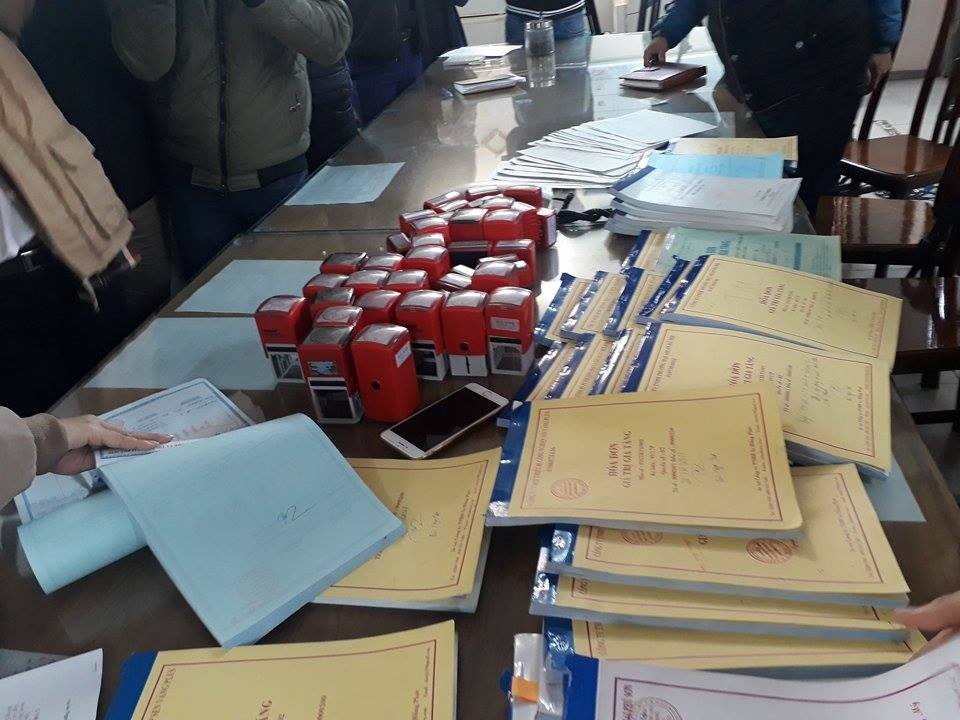 Triệt phá nhóm đối tượng mua 17 công ty “ma” xuất 3.500 hóa đơn khống, giá trị gần 600 tỷ đồng ảnh 1