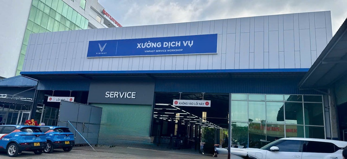 Xưởng dịch vụ Vinfast 911 Biên Hoà được đầu tư bài bản, cùng với đội ngũ kỹ thuật lành nghề, trang thiết bị hiện đại