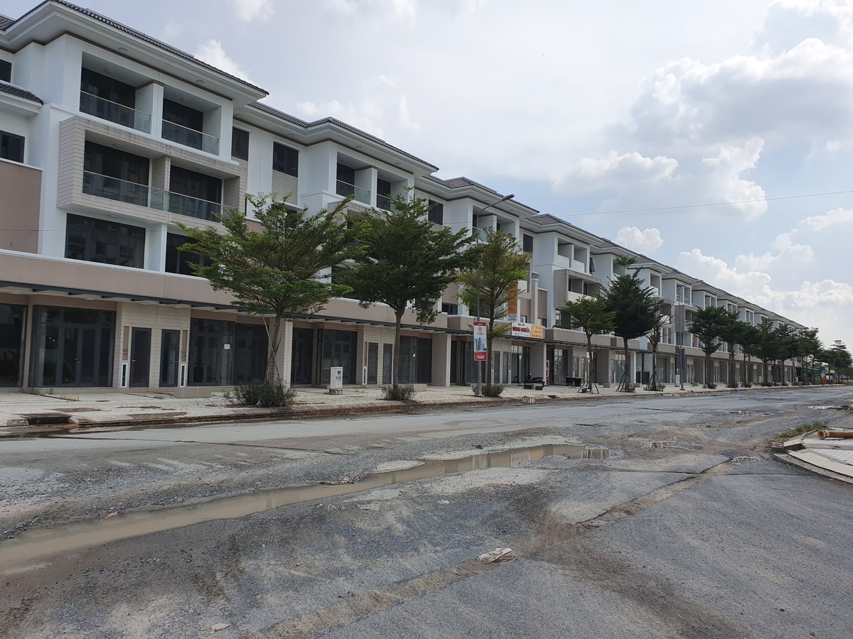 Biệt thự chục tỷ tại khu đô thị của Kiến Á chỉ để... nuôi gà ảnh 7