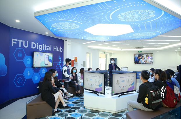 Không gian sáng tạo số FTU – MB được trang bị cơ sở vật chất hiện đại