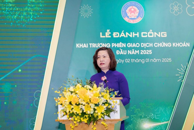Chủ tịch UBCKNN Vũ Thị Chân Phương