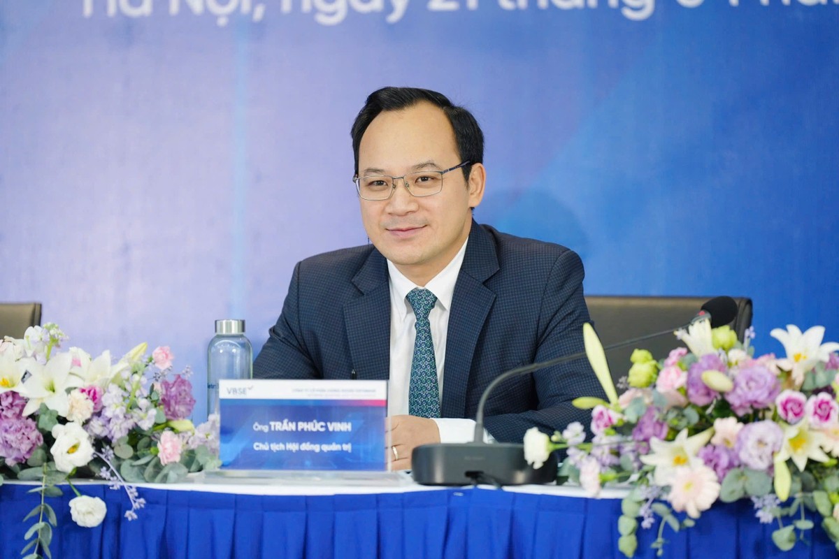 Ông Trần Phúc Vinh, Chủ tịch HĐQT VBSE chia sẻ tại cuộc họp ĐHCĐ