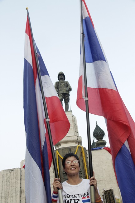 Ngày hội ở công viên biểu tình Lumpini ảnh 5 Ngày hội ở công viên biểu tình Lumpini ảnh 5