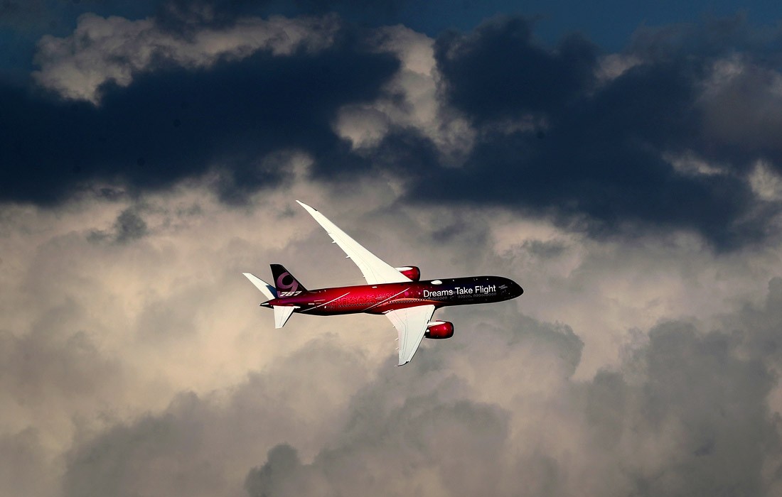 Những hình ảnh ấn tượng tại Triển lãm hàng không quốc tế Dubai Airshow 2019 ảnh 4