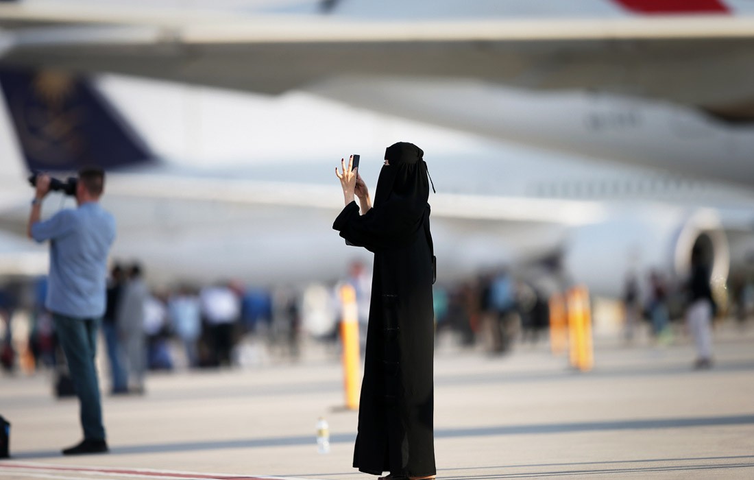 Những hình ảnh ấn tượng tại Triển lãm hàng không quốc tế Dubai Airshow 2019 ảnh 11