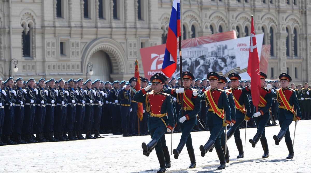 Toàn cảnh Lễ duyệt binh kỷ niệm 75 năm Ngày Chiến thắng của Nga ảnh 6