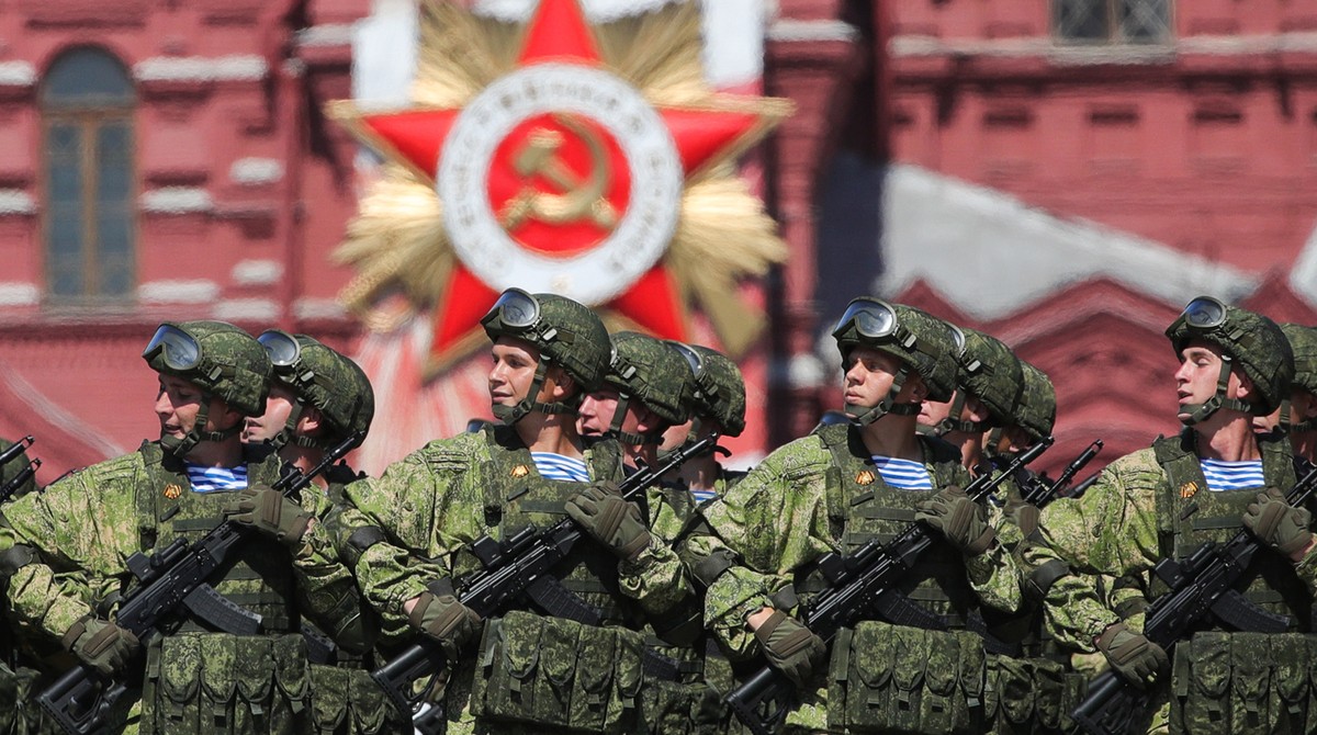 Toàn cảnh Lễ duyệt binh kỷ niệm 75 năm Ngày Chiến thắng của Nga ảnh 11