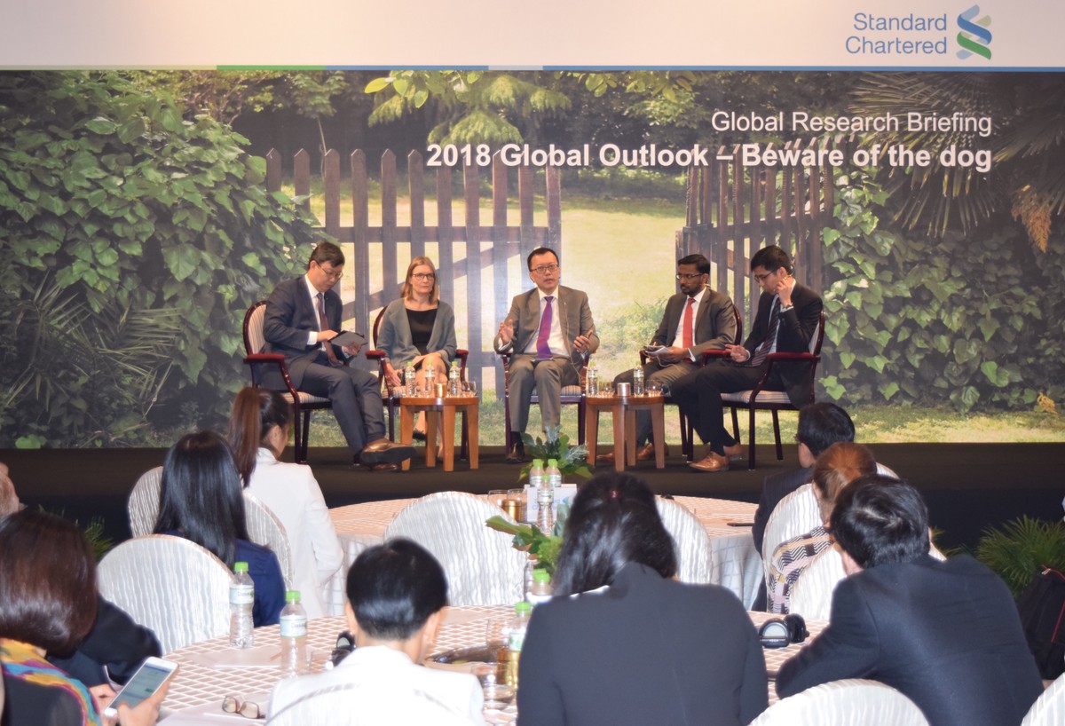 Standard Chartered: GDP Việt Nam sẽ tăng 6,8% năm 2018 ảnh 1