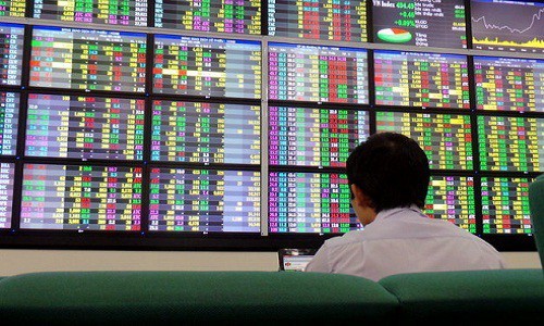 Cổ phiếu ngân hàng nhỏ chờ “cơ hội” tăng giá ảnh 1